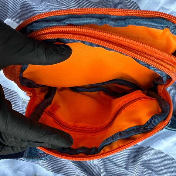 Winnie The Pooh belt bag - Picture 6 of 6